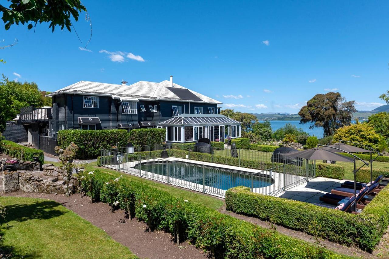 Black Swan Lakeside Boutique Hotel Rotorua Eksteriør billede