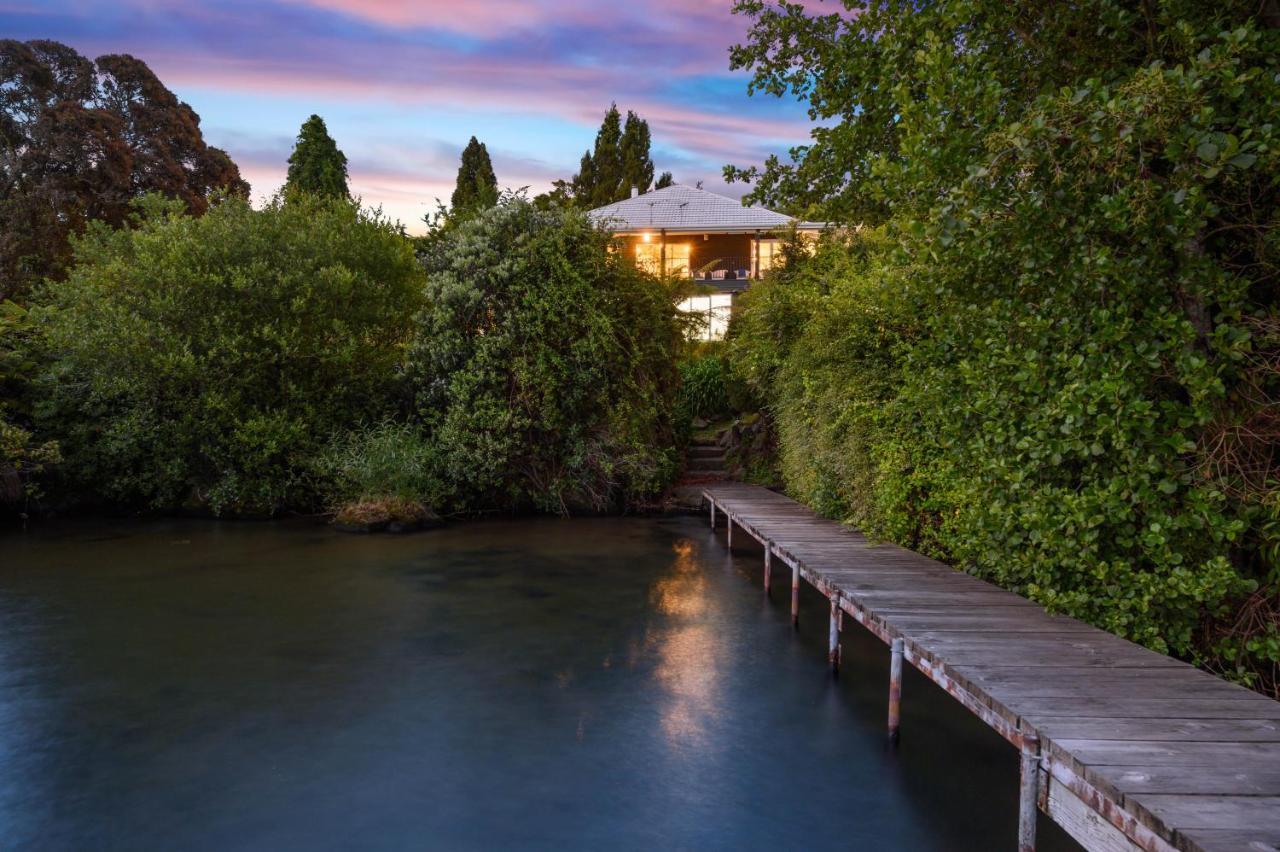 Black Swan Lakeside Boutique Hotel Rotorua Eksteriør billede
